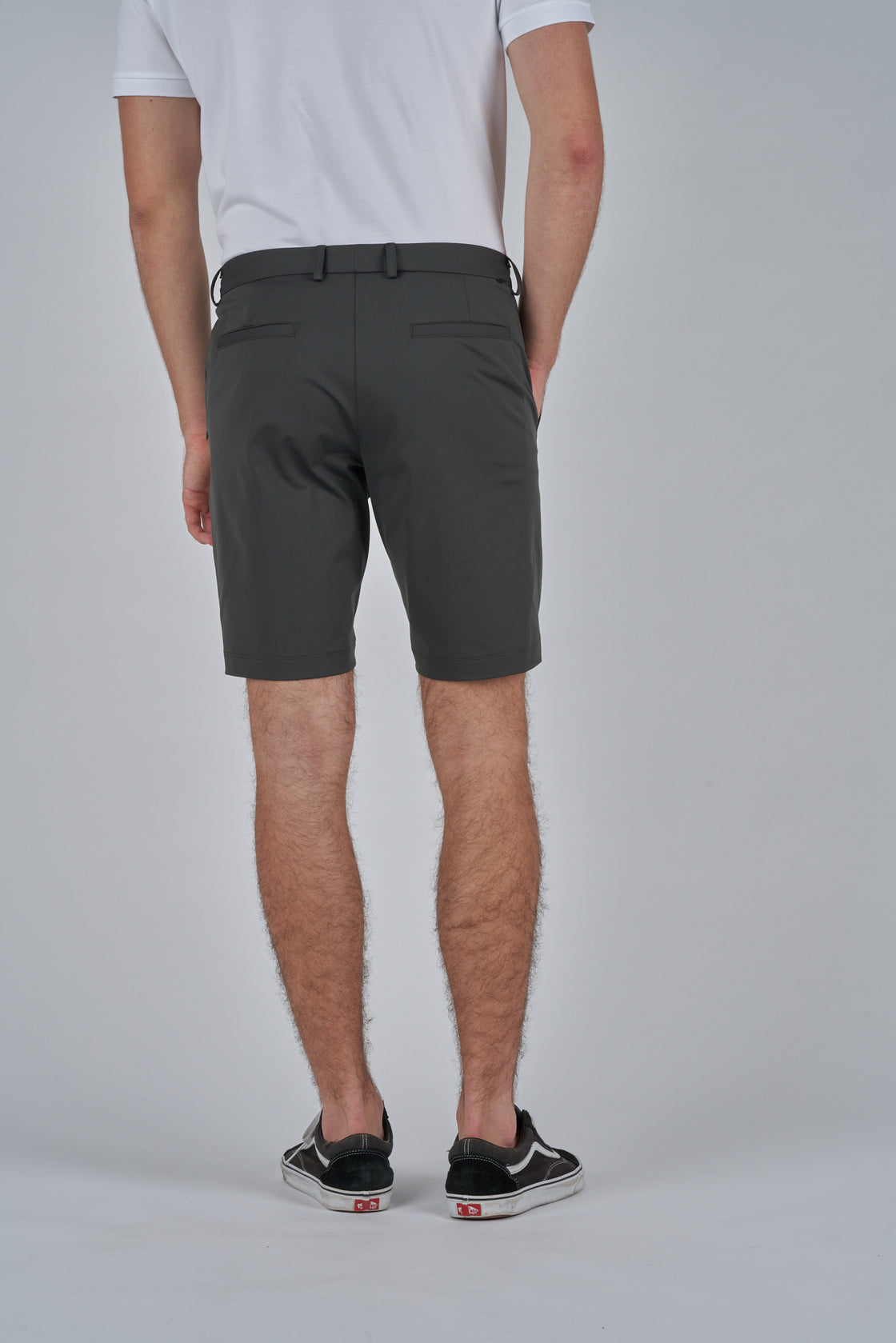 Spiffy Shorts 9"